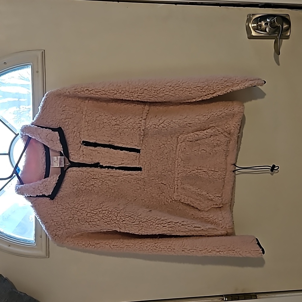 Medium Pink fleece pullover